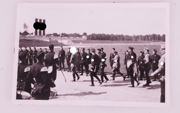 Foto Hitler und Himmler auf dem Reichstagsgelände in Nürnberg
