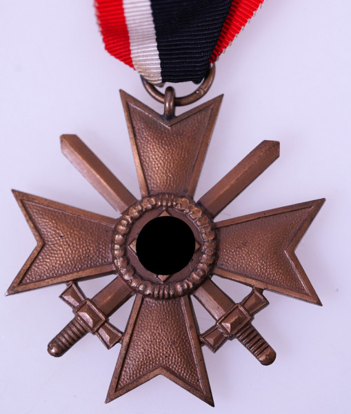 Kriegsverdienstkreuz 2. Klasse mit Schwertern