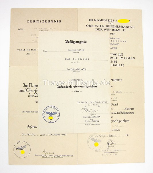 Urkundengruppe eines Sanitäters mit Nahkampfspange in Bronze